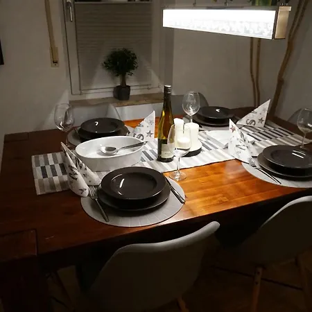 Luxus - Homecinema-vollausgestattete Kuche-garten
